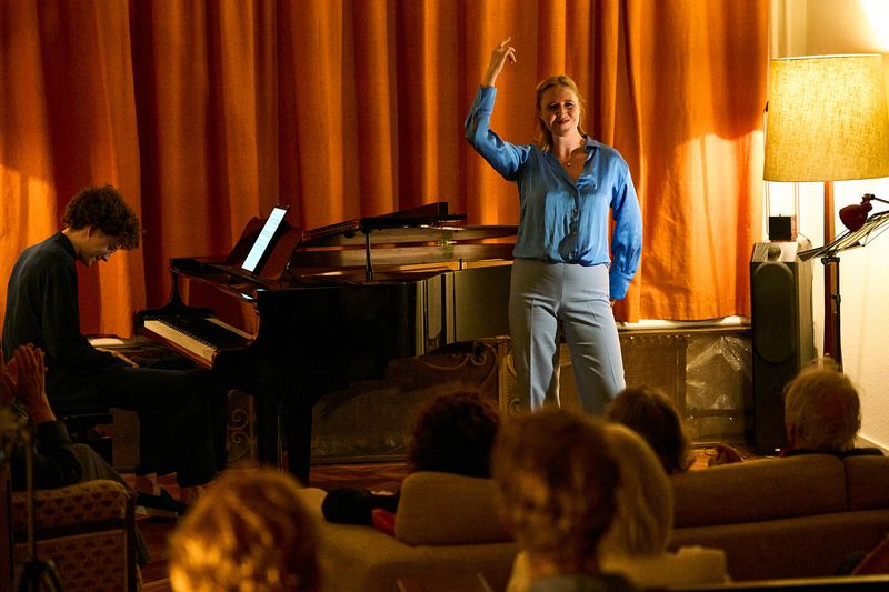 Muze-van-Zuid-2025_Roza-Herwig_Julius-Backer_Het is stil in Amsterdam ©️Kenny Nagelkerke