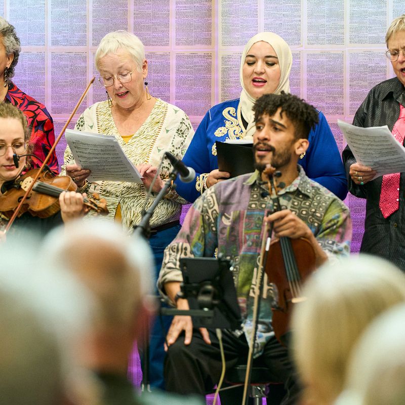 Muze-van-Zuid-2025_Dwight-Breinburg_Amsterdams-Andalusisch-Orkest_Pauzekoor-DePijp©️Kenny Nagelkerke