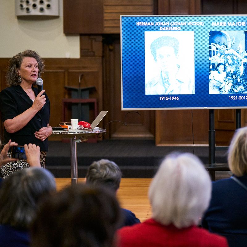 Muze-van-Zuid-2025_Ellen-de-Vries_Aan de monding van de Surinamerivier©️Kenny Nagelkerke 1