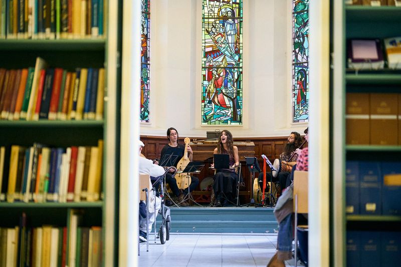 Muze-van-Zuid-2025_Zonrijp Cyprus_Sibil•la Ensemble©️Kenny-Nagelkerke